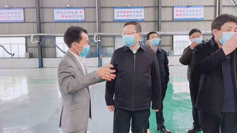 热烈欢迎市人大主任肖善武莅临黄山宝威·体育